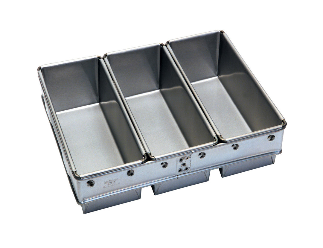 900g Bread Pan Set — Non-Stick Teflon Coated (3-Tin, 059 Die) — Mackies Bakeware, Australia