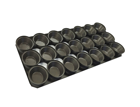 16" (406 mm) Football Self-Cutting Pie Tray — Non-Stick Teflon Coated — Mackies Bakeware, Australia