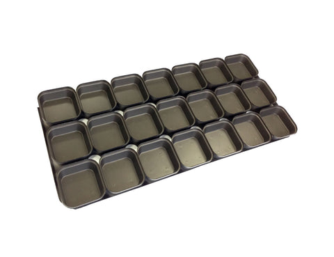 16" (406 mm) Square Self-Cutting Pie Tray — Non-Stick Teflon Coated — Mackies Bakeware, Australia