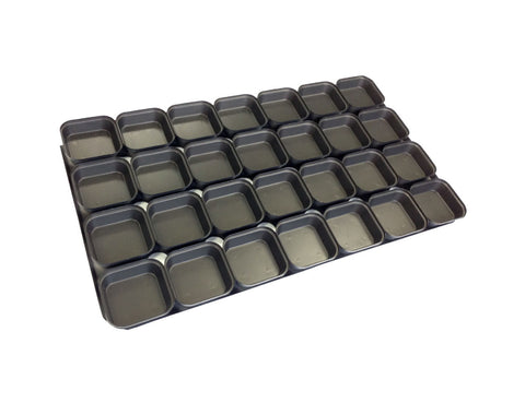 18" (457 mm) Square Self-Cutting Pie Tray — Non-Stick Teflon Coated — Mackies Bakeware, Australia